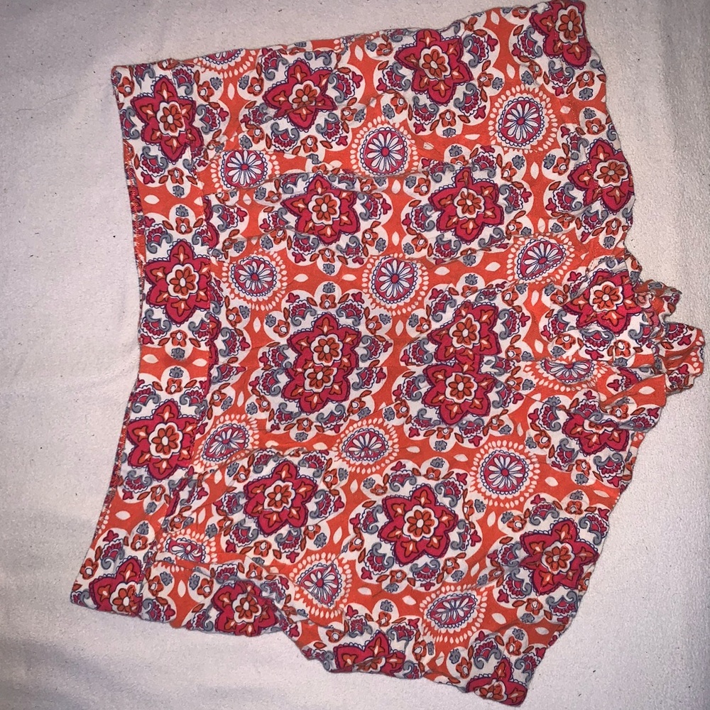 Floral flowy high waisted shorts with pockets